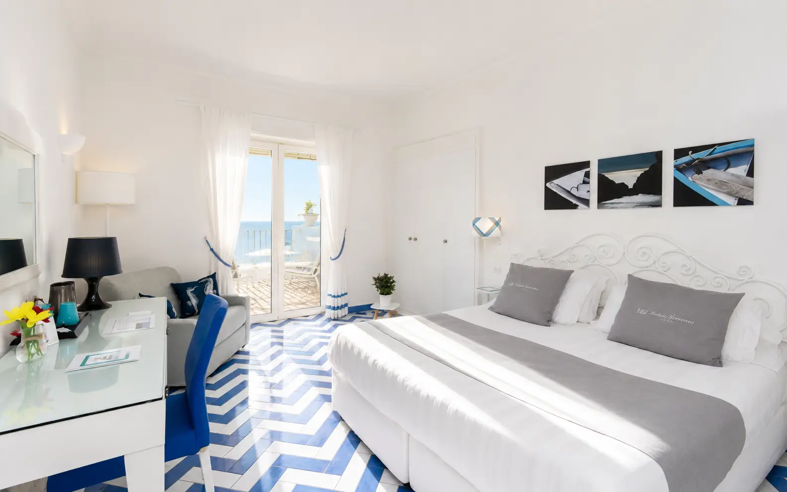 Camera Deluxe Prestige con terrazzino esclusivo vista mare